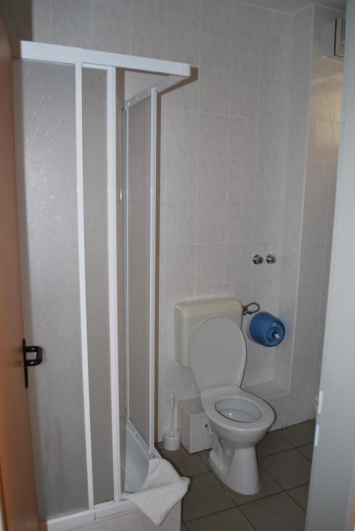 Hotel Holiday Сиофок Екстериор снимка